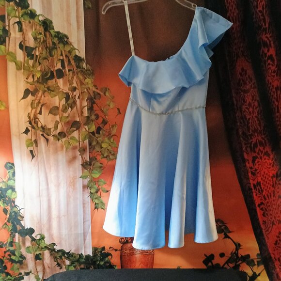 NWOT: Fifteen Roses Girls Sze 0 Sky Blue One-Shoulder Half-Lined Ruffled Dress - Picture 1 of 4